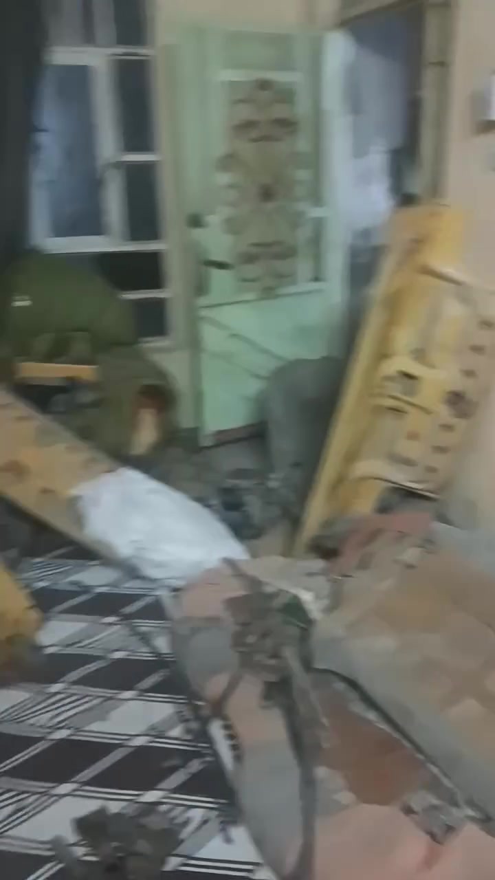 السلام عليكم اغراض سيابه للبيع ديوانيه قضاء الشاميه ***********
