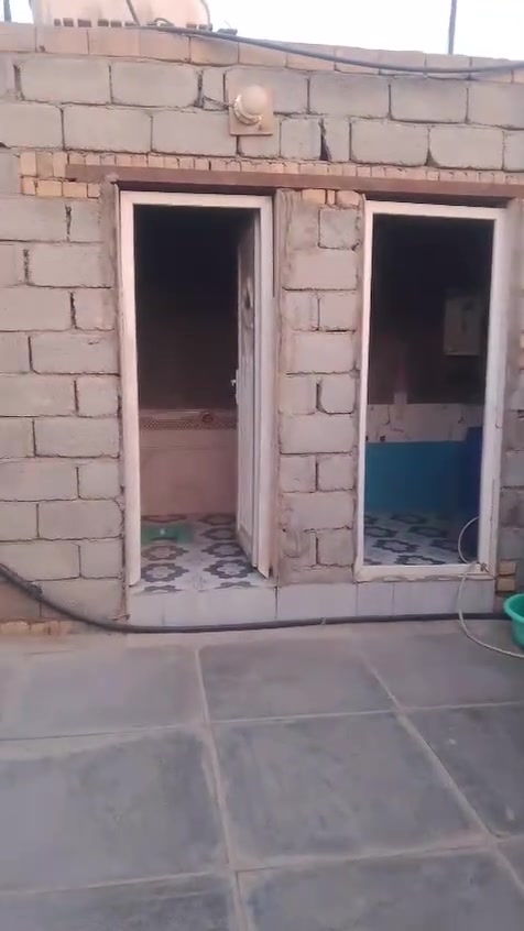 سلام عليكم عندي بيت زراعي بحي جوادين نزله ثالثه مساحت البيت 250 بيت كامل ما عوزه بس مطبخ شراي هاذه رقمي *********** سعر 50 او بي مجال
