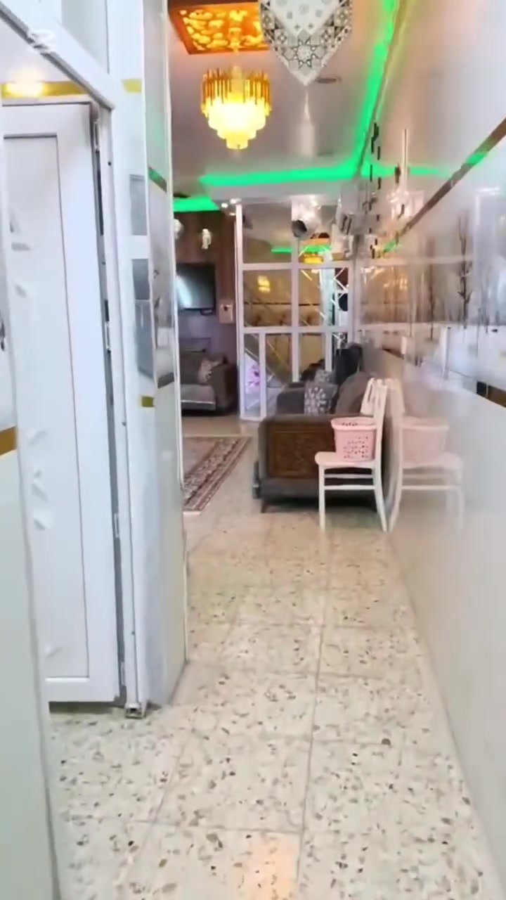 السلام عليكم دار لبيع مكان بغداد الكريعات نهايه قيس ابو نائيله كامل الخدمات مساحه 104 متر واجها ٥ وربع ونزال ١٩ ونص الاتصال ع هذه رقم *********** بي واتساب
