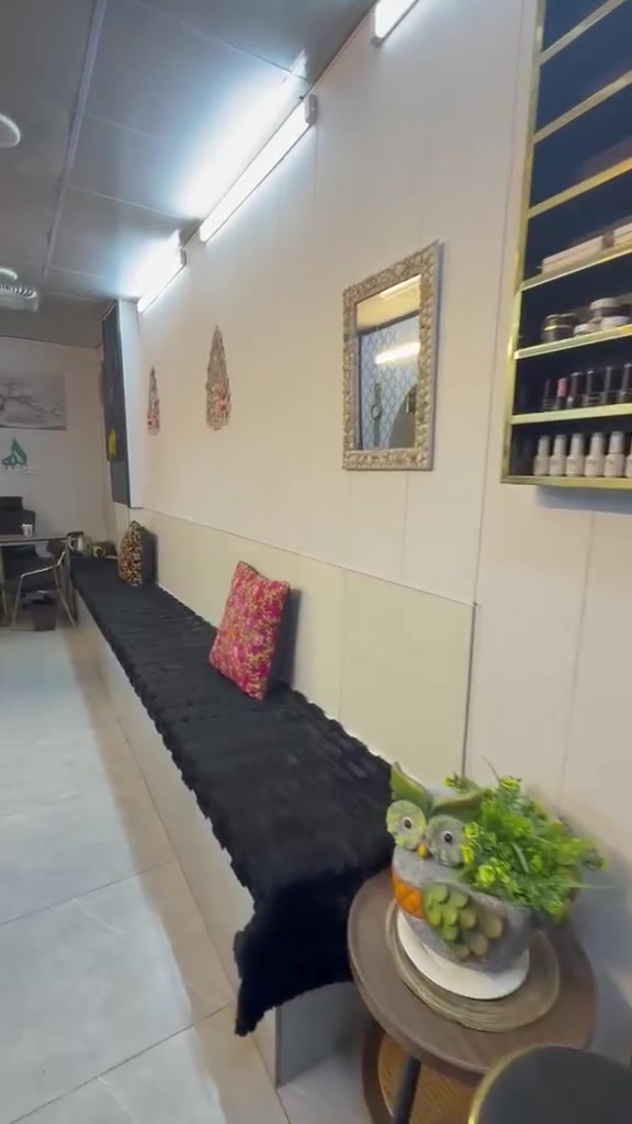 صالون للبيع • بغداد الجديدة • شارع الصالونات