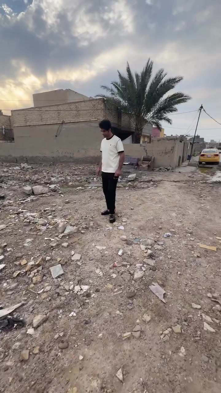 سلام عليكم شباب عندي قطعه ارض بغداد الحميديه شارع الطاقه المساحه 200/م شارع تبليط الارض مدفونه وجاهزه مع خدمات ماء وكهرباء ومجاري الاستفسار :***********
