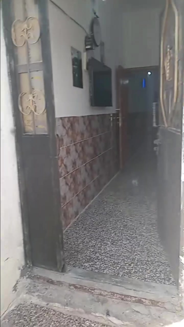 بيت للبيع مساحه ٧٥ ارضي بستان غالب يم تكيه 
استفسار اتصل ع رقم ***********
***********

