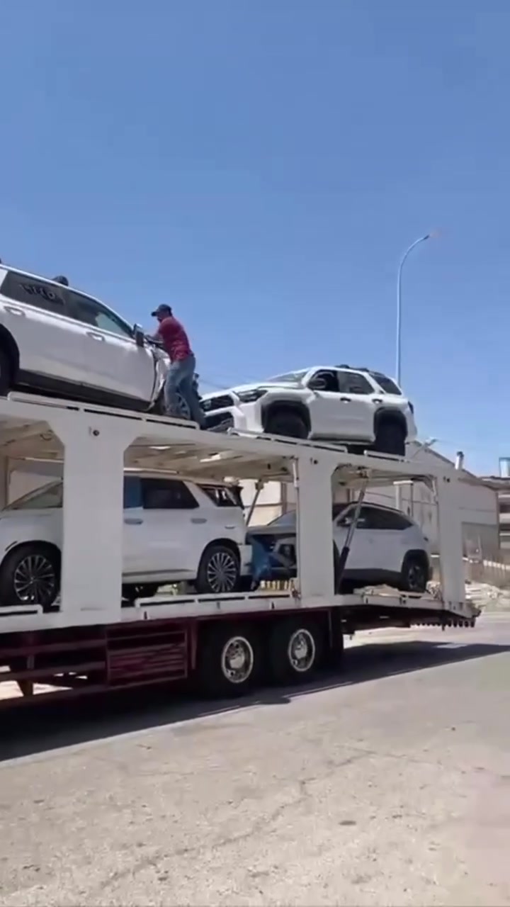 على بركة الله وبتوفيقه.
تم التحميل إلى الحدود العراقية ومن ثم إلى مدينة الموصل .
نعاهد كل الزبائن أننا مستمرون عالعمل بالنوايا  الطيبة والرزق الحلال والمساعدة على وصول سياراتهم بأفضل خدمة وجودة وحقوق.
سيارات بكتاب الضباط 
سيارات بكتاب الشهداء 
سيارات حرة بأسم صاحبها المباشر .
الإدارة 
ثامر عبدالله 
ماجستير تقنيات إدارة أعمال 
مكتب الامين فرع جنوب الموصل.
الأمين للمزادات الأمريكية

الامين للمزادات الامريكية فرع جنوب الموصل

العنوان/ نينوى - ناحية القيارة - السيطرة الشمالية.
***********
