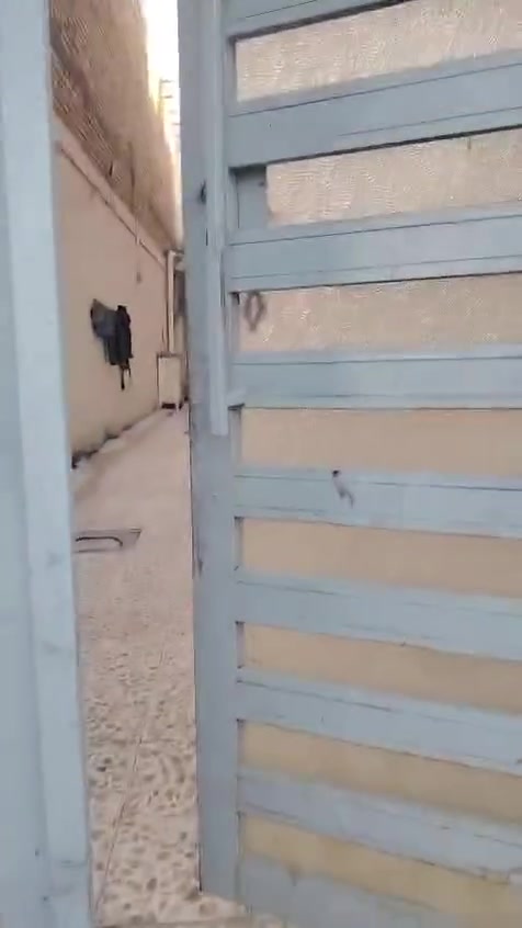 السلام عليكم بيت للبيع
المساحة ١٤٠ م
قرب جامع السنه 
للإستفسار ***********
