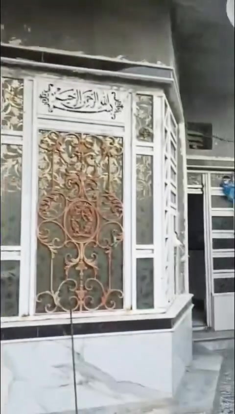 بيت للبيع طابو صرف حي العسكري شارع سيد جواد مساحه 240 بناء حديث للاستفسار *********** عنوان المكتب خنيطله شارع الكراج مكتب البركة نستقبل كافة العروض طابو والزراعي في جميع مناطق سوق الشيوخ الطابو والزراعي ويتوفر لدينا عقارات في كافه المناطق سوق الشيوخ الطابو والزراعي ويتوفر لدينا عقارات في كافه المناطق سوق الشيوخ
