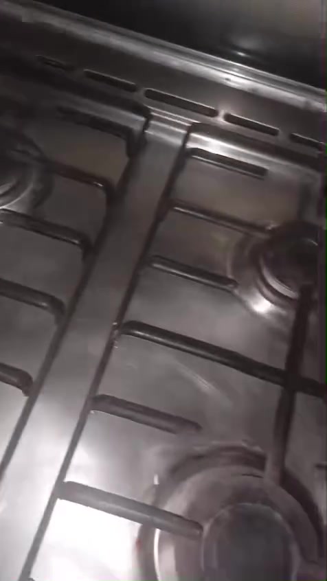 للبيع
طباخ أربع عيون كلشي مابي شوفت عينك وكاونتر تفصال طابقين ملاحضه باليته سكفه الفوك ماهيه مال كاونتر طابق ثاني  مكاني حي الجوادين مقابيل الإسكان صناعي عمود ٢٩ سعر طباخ ١٥٠ وكاونتر ١٢٥ وبيهن مجال بسيط رقمي ***********
