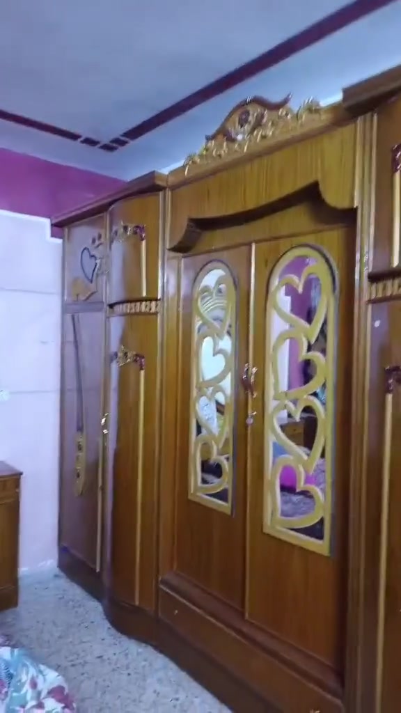 للبيع • غرفة نوم • أثاث