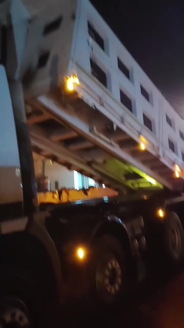 للبيع بموديلها كفالة عامه ما ساحبه مقطورة  ***********   تقاطع النهروان
