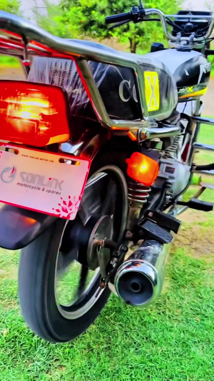 السلام عليكم   للبيع.                                                  موطور 🛵 سوليك سافان 2022☑️محرك كبس شرط لا صرق ولا بخار🕢 باب اول وزن ثقيل / احله من الصوره شرط 📸كهربائيات كلها شرط ✔️
***********📞
مكان الدراجه الزاب
