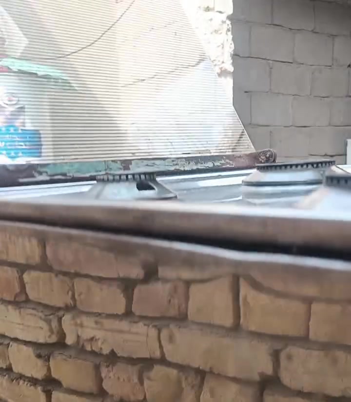 طباخ أربع عيون • فرن شغال • ثلاجة ما تبرد