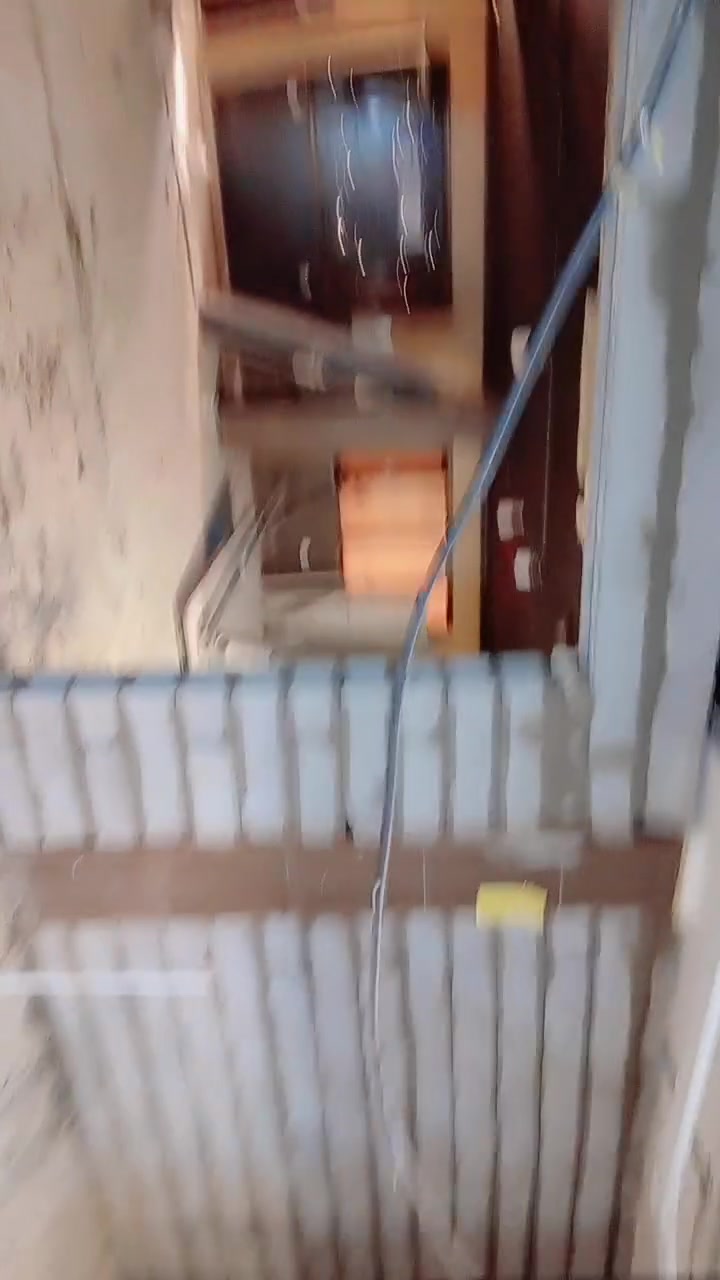 السلام عليكم خلفه بناء متفرغ شغل درجه أولى ***********
