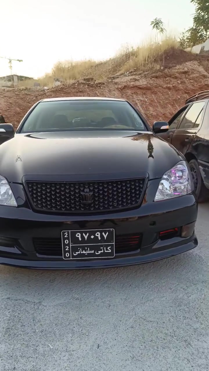 بەناوی خوا گەورە
کراون شاهینە 182GRS 2005
ڕەشی قەتران 4دوگمەی فول بێ سڵایت سپۆرت
سەیارەکە بڕاوەیە بەس بۆنیتی بۆیاخە
ڕۆنی گێڕو مەکینەی گۆڕاوە گێڕو مەکینەو 
تەبریدو تەقەوڕەقەی بەشەرت دەبڵی کراوە بە ڕۆیاڵ
ویلی دینگەی ستیلی لۆکم بۆ بەستوەکۆدی بۆ کراوە بەناوی خۆمەوەیە بەیانی بیکە بە ناوتەوە
نرخی 55و تۆزێ مەجال
لەسەر. ئیزنی ئەدمینی ❤️
***********
