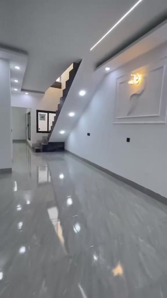الكتابة
🏠🔥 بيت للبيع زيرو – فرصة مميزة بحي القوسيات 🔥🏠
📐 المساحة: 140 متر 📏 الواجهة: 7 متر 📏 النزال: 20 متر 📍 حي القوسيات 🚗 يبعد عن الشارع العام 100 متر 🛣️ شارع فرعي بعرض 10 أمتار 📄 سند 25 حق تصرف + وصل بلدية ✨ البيت زيرو وجديد، موقع مرتب ومميز للسكن والاستثمار.
💰 السعر: 80 مليون قابل للتفاوض
📞 للاستفسار والمعاينة: *********** 
***********
