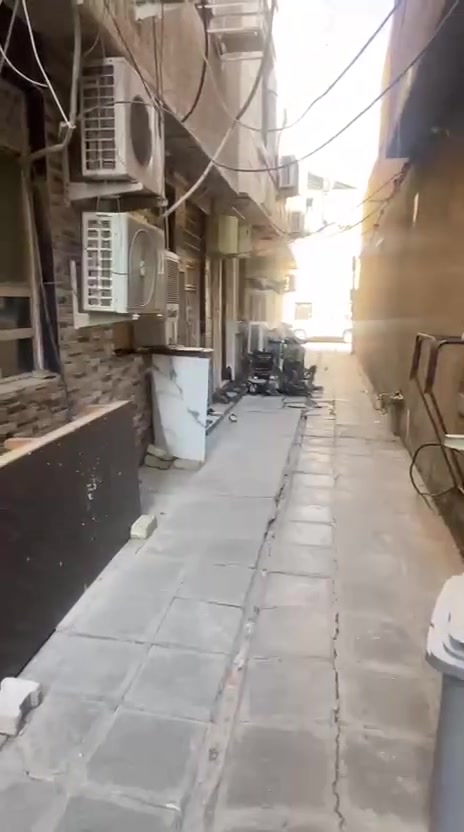 للايجار مشتمل داخل خيصريه كلش مرتب يحتوي على 4 غرف ومطبخ وصاله وخدمات الموقع الاعظميه قرب حديقة حجي بصره وقرب مستشفى النعمان السعر 650 الف للاستفسار ***********
