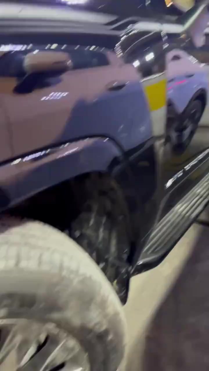 🚘🔥 لاندكروزر موديل 2023 📅 الخميس | 30/07/2026 ✨ جميع التفاصيل والمواصفات موضحة داخل الفيديو. 📞 للاستفسار: ☎ 6322 ☎ *********** ☎ *********** ☎ *********** ☎ *********** ☎ *********** ☎ *********** #أفالون #fyp #Hybrid #سيارات #Toyota #النترا #العراق #بغداد #تويوتا #سيارات_فخمة #محافظات_العراق #سبورتج #Avalon #لانكروزر #هايبر #تاهو #سيارات_العراق #كاس_العالم #BYD #اكسبلور
