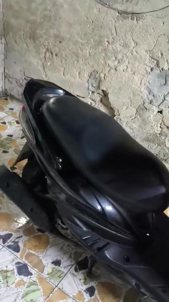 دراجه سكنس كوري اصل 
الدراجه جديده ونضيفه ومكفوله من كلشي 
السعر 1250مليون وربع العنوان الدوانيه قضاء الشاميه 
***********
