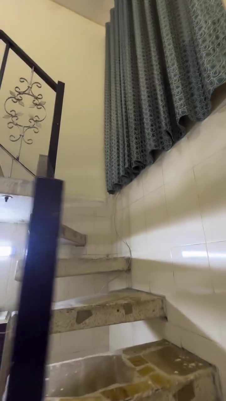 السريدات الجديدة • ١٠٠م • واجهة ١٠م