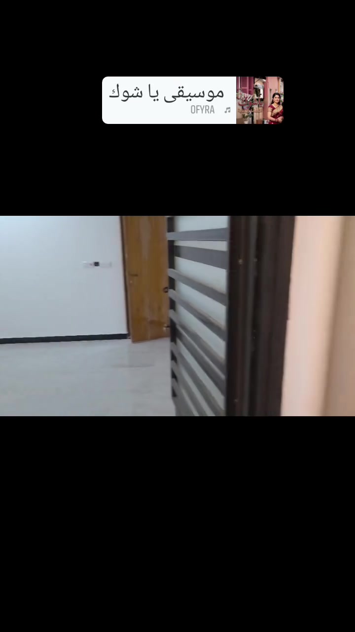 مشتمل للايجار 120 متر طابق ثاني يحتوي على استقبال ومطبخ وخدمات وغرفتين نوم يقع في الدورة المهدية الرابعة مطلوب عائلة ازغيرة وموضفين السعر 400قفل استفسار على الرقم *********** مكتب عقار

