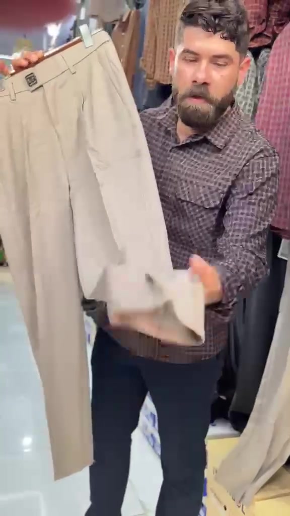 🔥🔥 15 ألف وبلاششش 🔥🔥
القماش الكوري الأصلي 😍
جودة وشغل مرتب وسعر ما يتكرر!
تعال يمي مجمع حسين الأشقر داخل القيصرية
شوف بعينك وتدلل ❤️‍🔥
📞 ***********
📞 *********** واتساب
#مجمع_حسين_الأشقر #قماش_كوري #15_الف #قاهر_الأسعار #ملابس_رجالية #داخل_القيصرية
