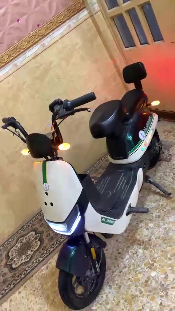 السلام عليكم
دراجه تيسلا شحن ما مستعملا  هواي سعر 250
عنوان كوفه ناحيه العباسيه *********** متواجد وتساب
