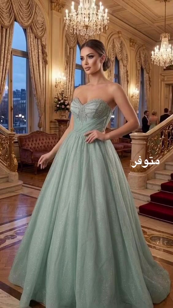 #سوق_الشيوخ #ازياء_شمس_للعرائس #فساتين_مناسبات #*********** #بدلات_مهر

نص مكتوب في الصور:
- متوفر