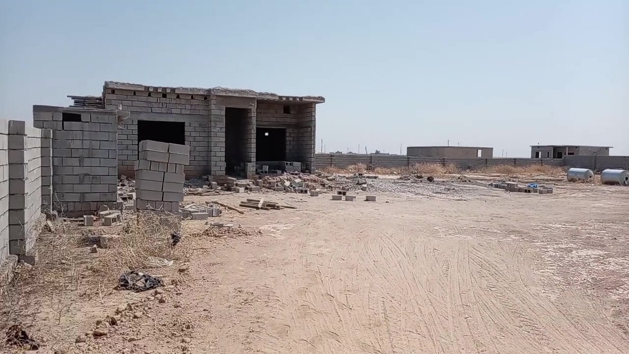 دونم للبيع معمربيه بيت هيكل 
الحويجه زراعي البكاره طريق جديده ساده 
السعر 50 مليون
***********
