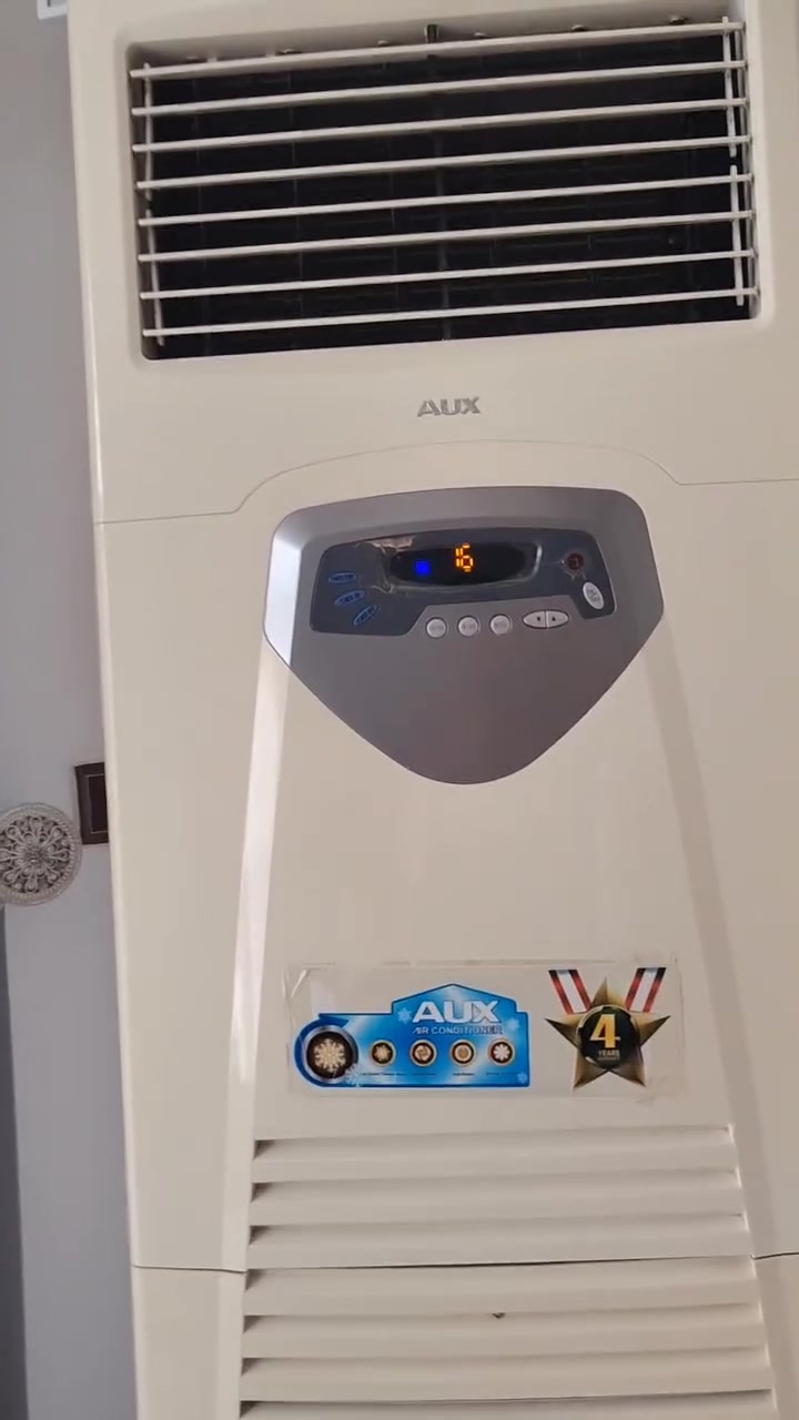 سلام عليكم سبلت AUX مستعمل شرط الفحص لا داخل تصليح ولا بي شي تبريد ثلج تجي تفحص وتأخذ #محتاجة_وريد_ابيعة
#للاستفسار ***********
