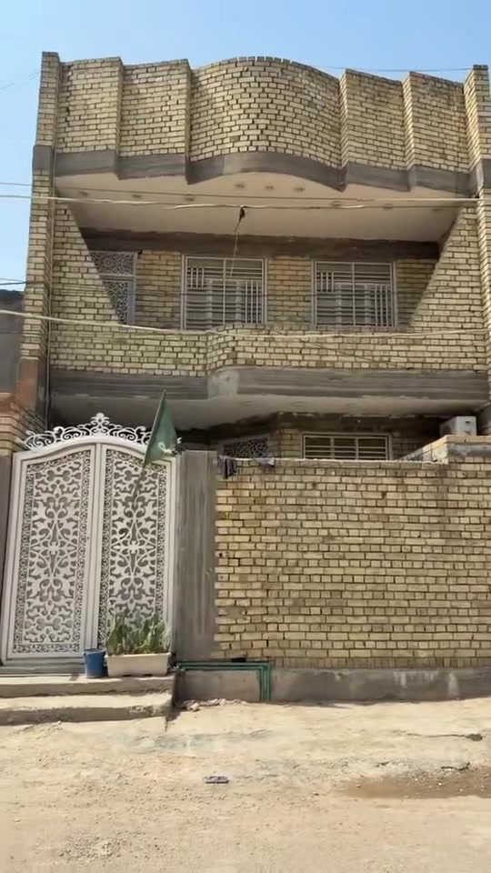 دار • ١٠٠م