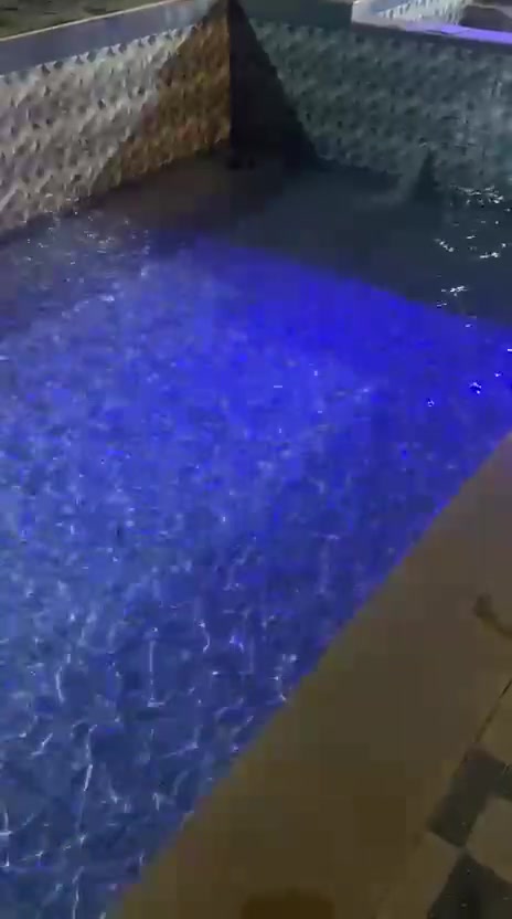 تحتوي على
بيت مؤثث كامل 2 غرف نوم🎪🏡🏠

صالة كبيرة🏠

مطبخ جاهز مع الأواني 

مسبح كبير 🛝🌊

مسبح صغير الأطفال 🏖  

حديقه  🏕

مكان للشواء 🔥🔥🔥

يتوفر كهرباء على مدار24ساعه 🚥🚥

كراج للسيارات 🚙🛻

ألعاب 

بليارد 🎱 

فيشة 🎖

الاتاجير نهاري وليلي ويوجد مبيت 🌕☀️🌛🌛

المكان صلاح الدين. قضاء بلد 

🛑🛑

(علمآ المزرعة موثوقة بتطبيق اجرلي)

للحجز الأتصال 

***********

 متوفر واتساب ايضا
