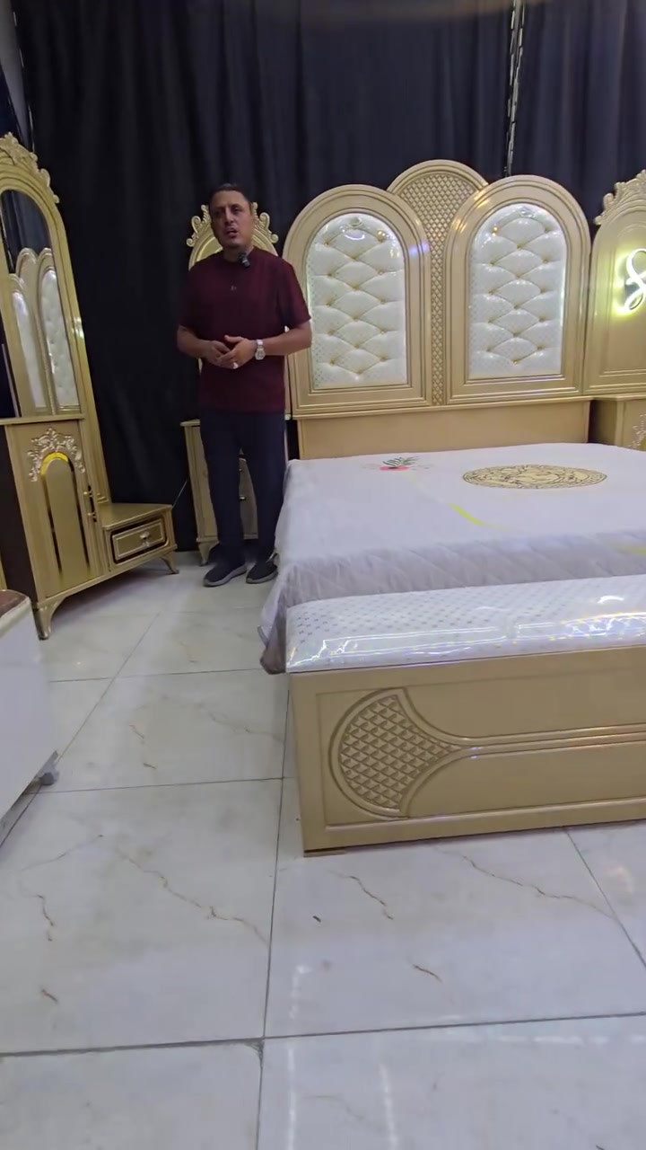 فخر الصناعة العراقية موديل رقم 216 صار جاهز للحجز التفاصيل والسعر داخل الفيديو 📹 📹 📹 
***********
***********
 #أثاث_منزلي_حديث_بغداد_بصرة_الموصل #غرف_نوم_مودرن_عراقي #اثاث_منزلي_حديث #غرف_نجاره_عراقيه #غرف_نوم_موديل_حديثة
