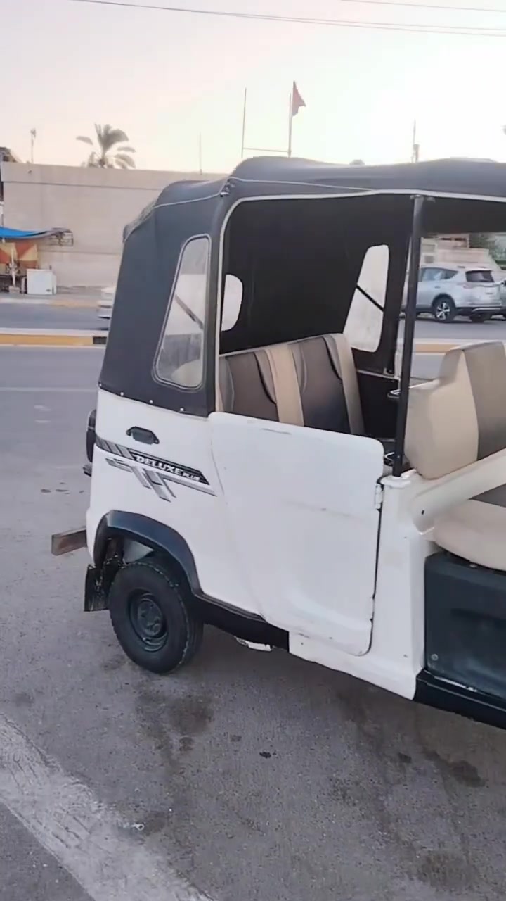 سلام عليكم بيع مستعجل تكتك2022 تي في اس مكفوله كافاله عامه رقم وسنويه والوحه ألسعر ٦٣٠٠ المكان واسط قضاء الحي رقم الهاتف ***********
