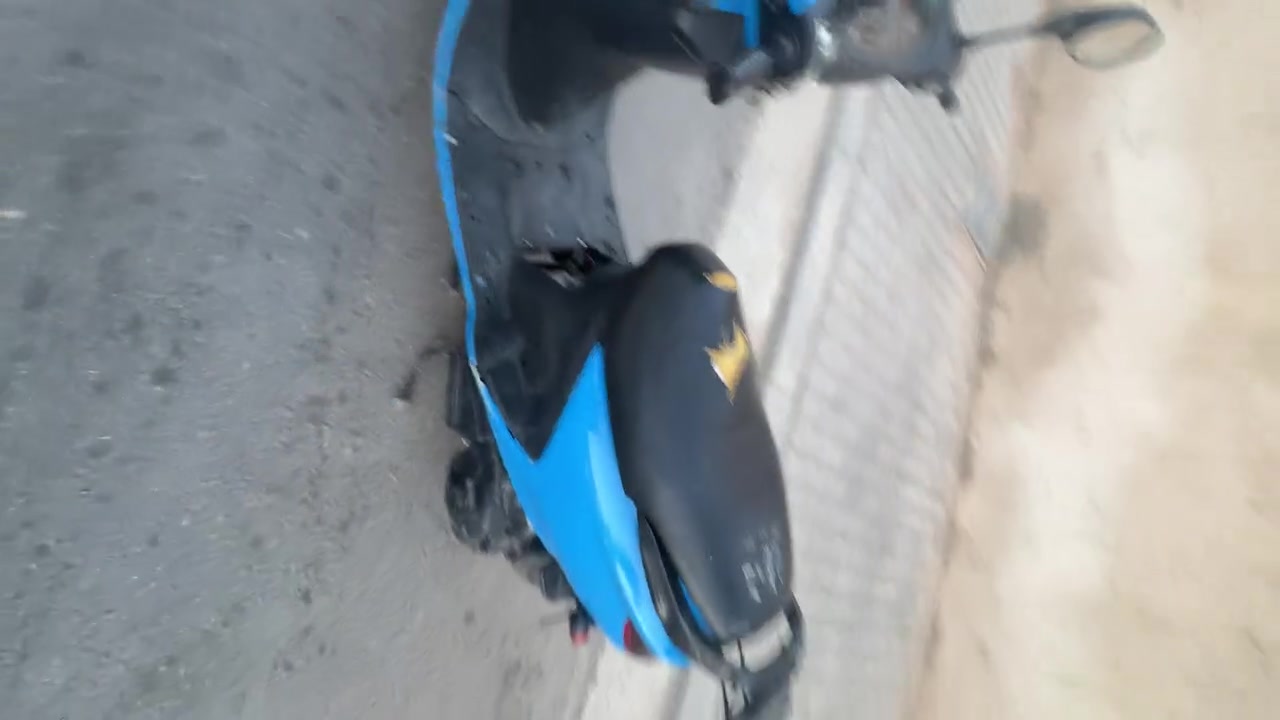 فراشه فحل مكفوله الدراجه من مكينه وكلشي تفاصيل خاص رقمي للتواصل ***********
