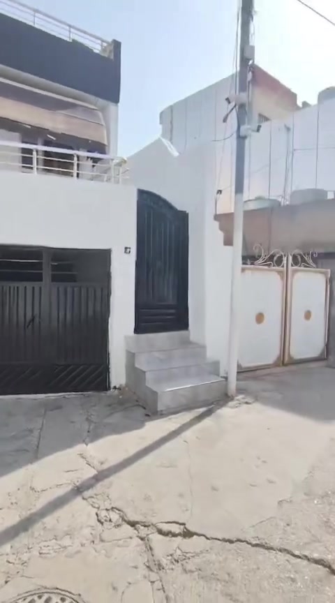 ٩٩م • دورين • خبات قرب السوق