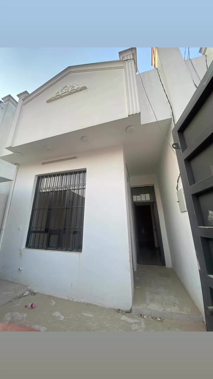 مشتمل للبيع  (زيرو)في حي الدوانم المعمل مساحة 100 متر طابق واحد خلف شارع جامع مكية الاستفسار الاتصال ***********
