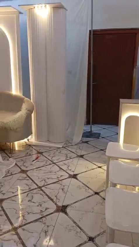 سلام عليكم مستعدون لتجهيز كافه الاعراس والمناسبات والأعياد ميلاد ويوجد إيجار كراسي بيض ويوجد تأجير سماعهDG بانسب الأسعار للحجز والاستفسار عبر الواتساب ***********راسلني وتدلل 💐🤍
