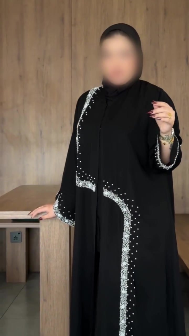 بوكنعان للعبايات من ارقى وأجود الأقمشة الكوريه 
شك يدوي من مشاغلنا الخاصه #اكسبلور_العراق_السعوديه_الاردن_ايران_الكويت_طق_لايكات_كومنت_يلاا💙
