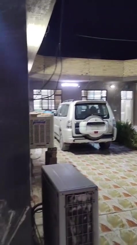 السلام عليكم
بيت 600متر بيع او مراوس قرب سيطرة النهروان *********** ***********
