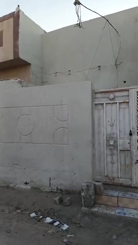 بيت لايجار البصره   ابي الخصيب طريق سيد حامد قرب معمل بلوك الشيخ شارع المبلط رقم الهاتف ***********
