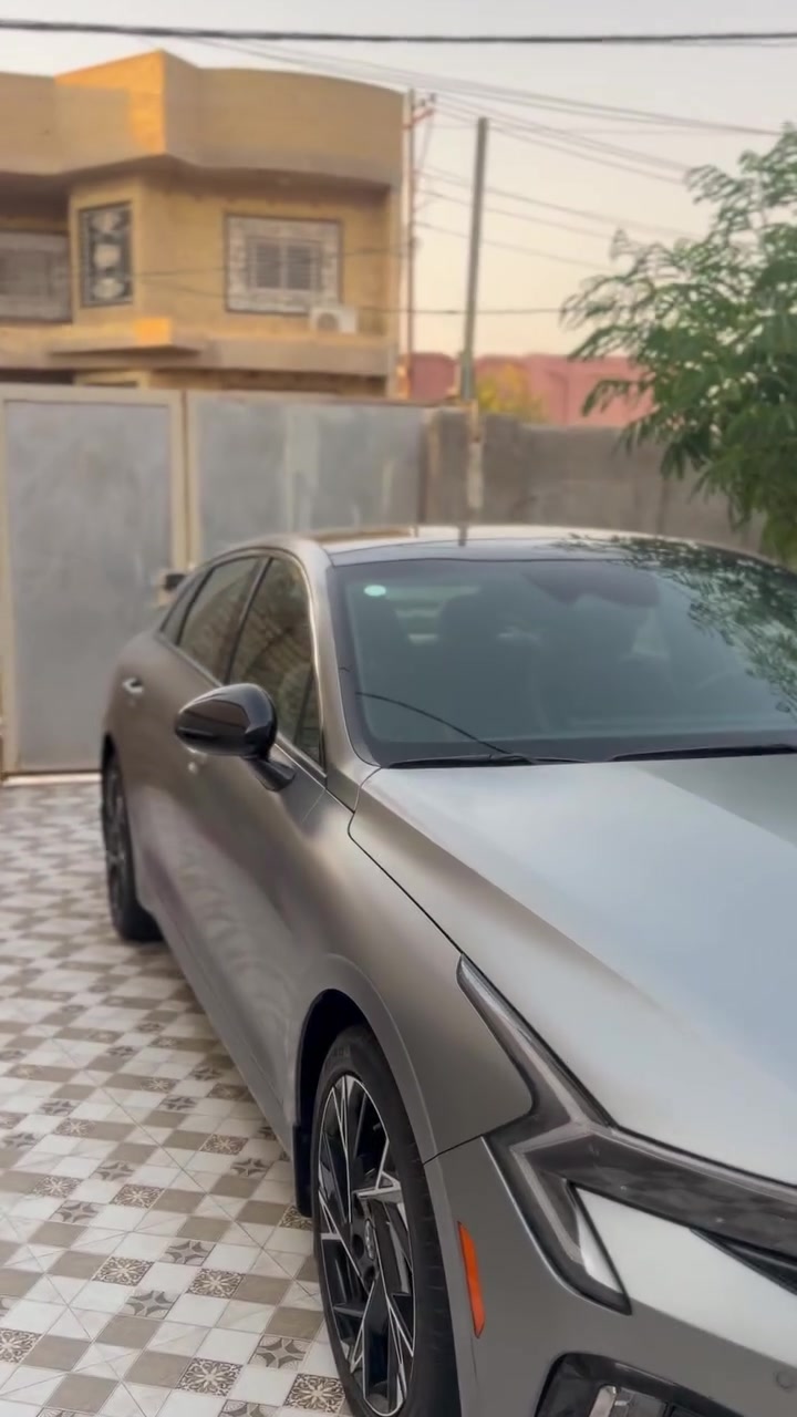 السلام عليكم
K5 2025

( موصفات معروفة) GT Line

حادثها بنيد وجاملغ نفسيتهن مصلحات بدون فتح 

بدون ايرباك. 

بدون دواخل تبديل فقط لايت. 

الدعاميه نفسه مصلحة. 

لون مميز المات.

محرك ٢٥٠٠ تنفس طبيعي.

 

حرة تترقم جميع محافظات العراق ماعدا الشمالية.

السعر ١٧٧

للاتصال ***********
