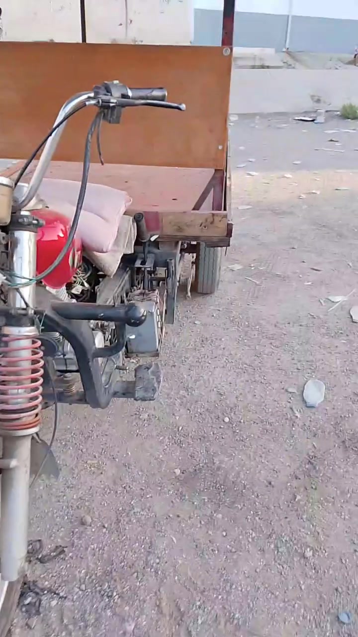 السلام عليكم ستوته للبيع او للايجار في شقق الخضراء سعر850 وبيها مجال للتواصل عالخاص او الاتصال على هذا الرقم ***********
