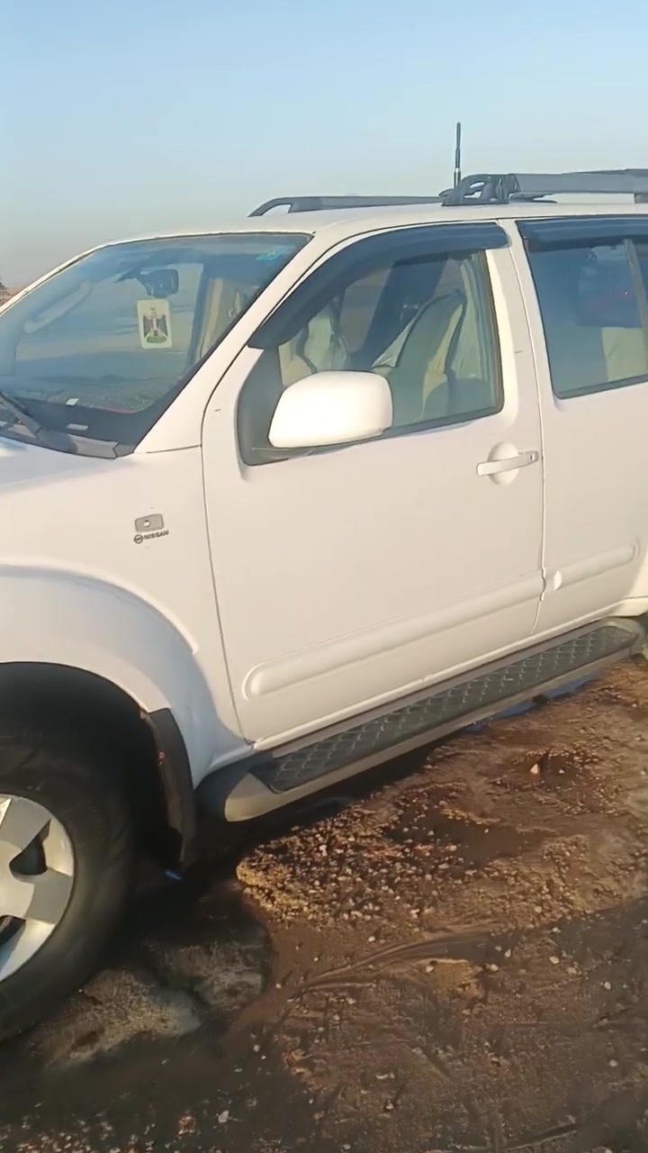 نيسان باثفندر موديل 2007وارد خليجي فور ويل رقم نكليزي بغداد بسمي ظرر جملق خلفي جهت سائق سعر 90وبيه مجال ***********كربلا
