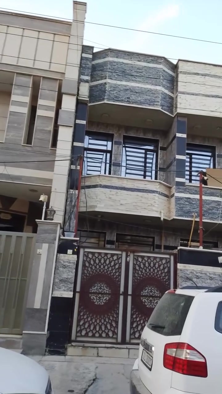 مشتمل • ٧٠م • الشعب