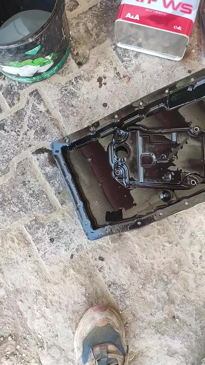 يتوفر هيدروليك WS حسب مواصفات الشركة
ويتوفر فلتر وواشر كيس واستبدال وتنظيف الكيس
الديوانيه شارع سالم
***********

نص مكتوب في الصور:
- فلتر گیر وواشر کیس شاهینه
- حیدر حمزه