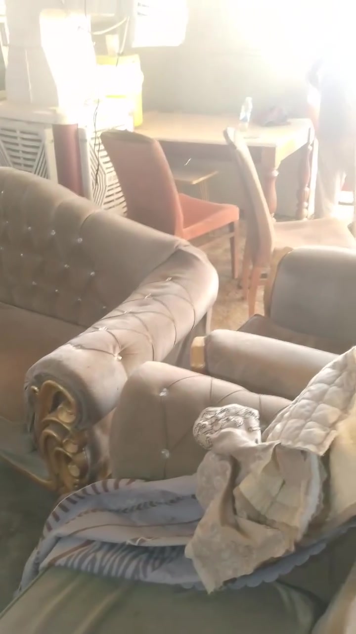سلام عليكم تخومه البيع نضافه بل 90بل100المكان النهروان الشراي خاص او التصال على الوستاب ***********
