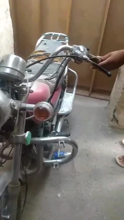 جونده • ٢٠١٥ • كهربائي