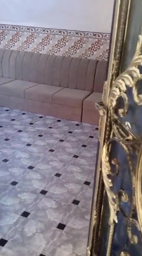 بيت بزرعي بحي زهراء لبيع قرب شارع ***********
