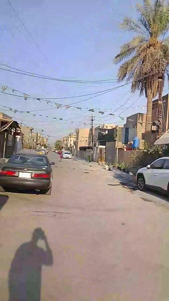 يعلن مكتب الباش الشمري للعقار والمحاماة عن توفر 

مشتملات للبيع عدد 2 مساحة75   واجهة5والنزال15 بناء حديث تستلم مفتاح عرض الشارع 16 متر  يحتوي كل مشتمل على طرمه زغيرة مدخلين استقبال ومطبخ وخدمات وغرفة نوم طابق ثاني غرفتين وخدمات  طابق ثالث بيتونه وسطح عنوان بغداد الجديدة.      مقابيل معهد المعلمات مربع دور المسيح شارع محطة الغسل. للاستفسار مراسلة واتساب اوتصال.***********
