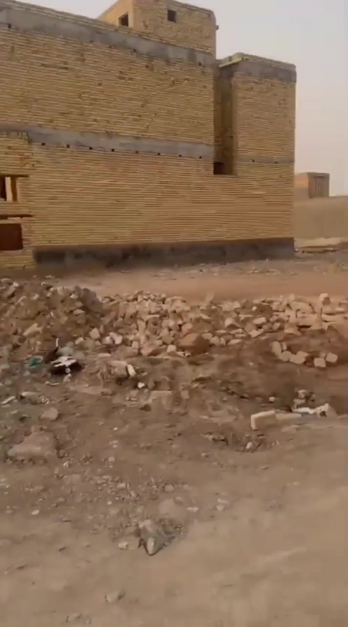 🏡 قطعة للبيع في حي الإعلام

مساحة 300م ثالث وحده عن الركن
جاهزة للسكن والبناء
منطقة سكنية متكاملة
 الخدمات موجودة
واللي يريد يسحب سكان موقع مناسب ومتوفر بي كل الخدمات

📞 للاستفسار واتساب ***********
