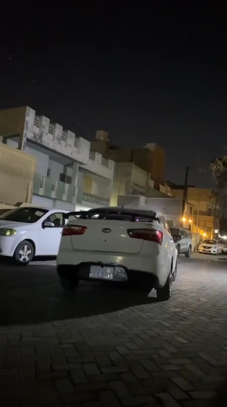 كيا ريو لونً ابيضّ باسمي تحويل ثاني يوم بغداد الغدير شارع التوت *********** وات ساب

