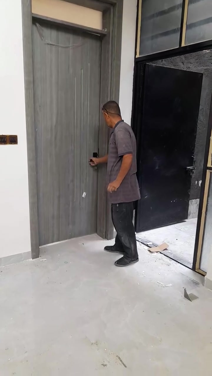 تم بعون الله تنصيب بيبان تركية عرض ١م والارتفاع ٢٧٠  هاتف *********** ابو شمس
